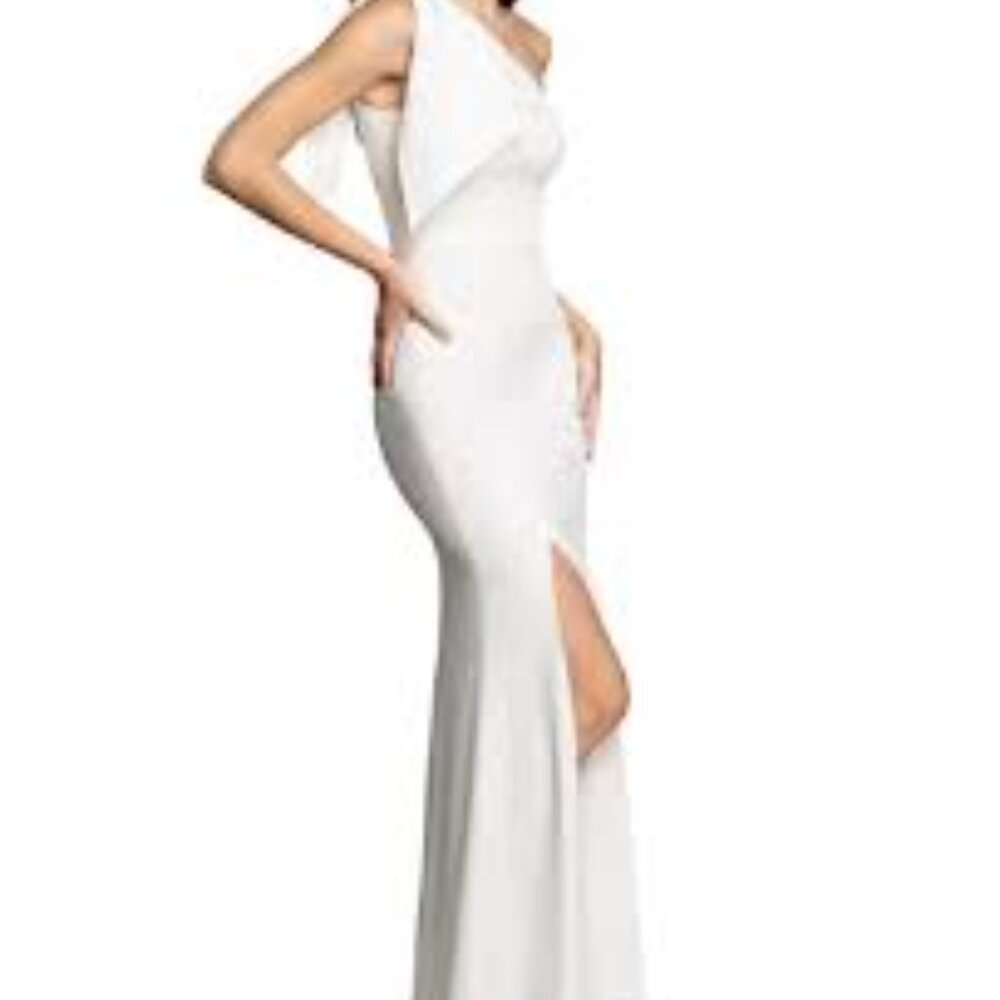 NWT Nordstrom Georgina One-Shoulder Crepe Gown in Off-White - Size XL/10-12